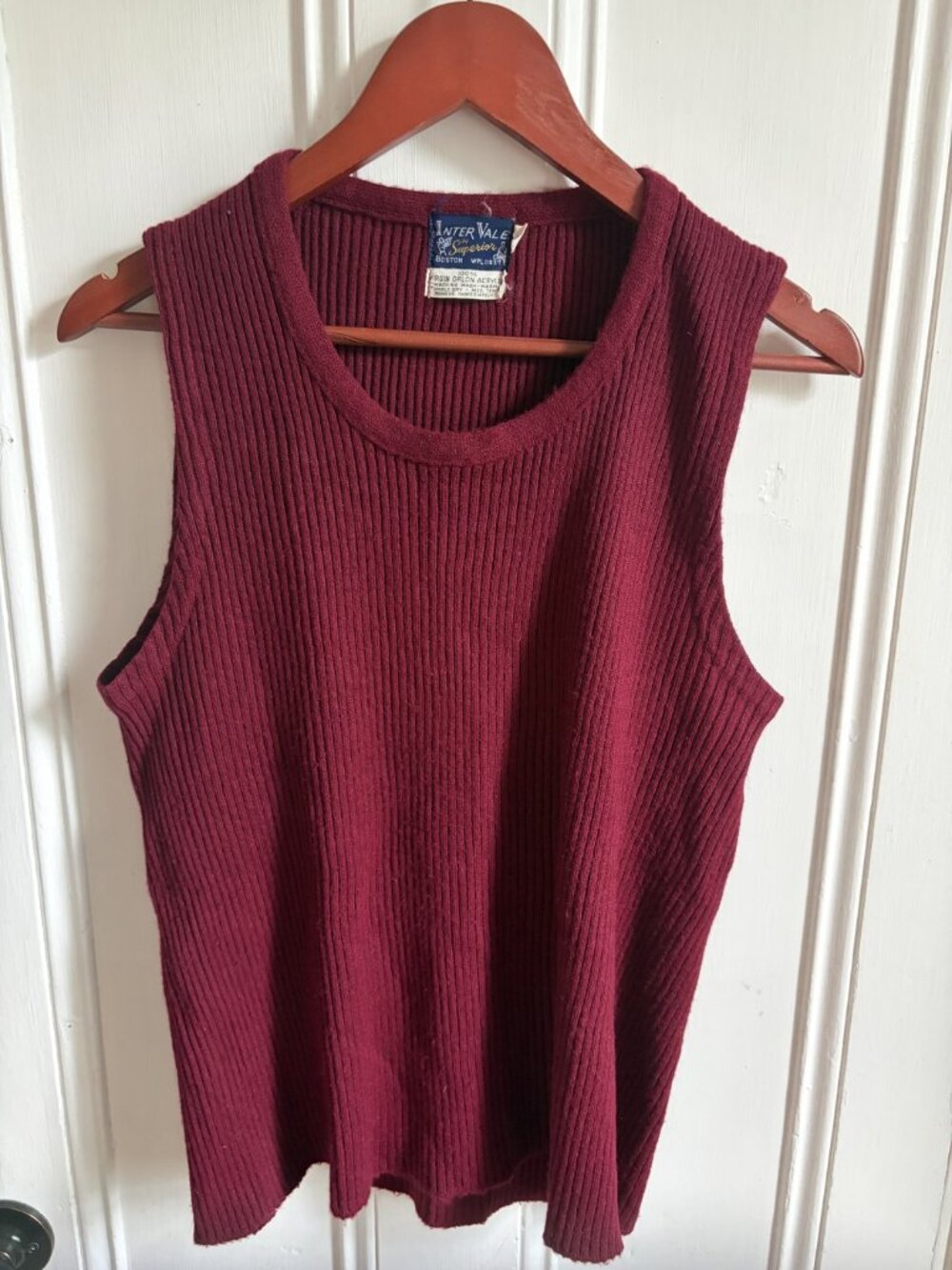 Vintage Inter Vale Superior Boston Ribbed Sleeveless Sweater Vest Burgundy M